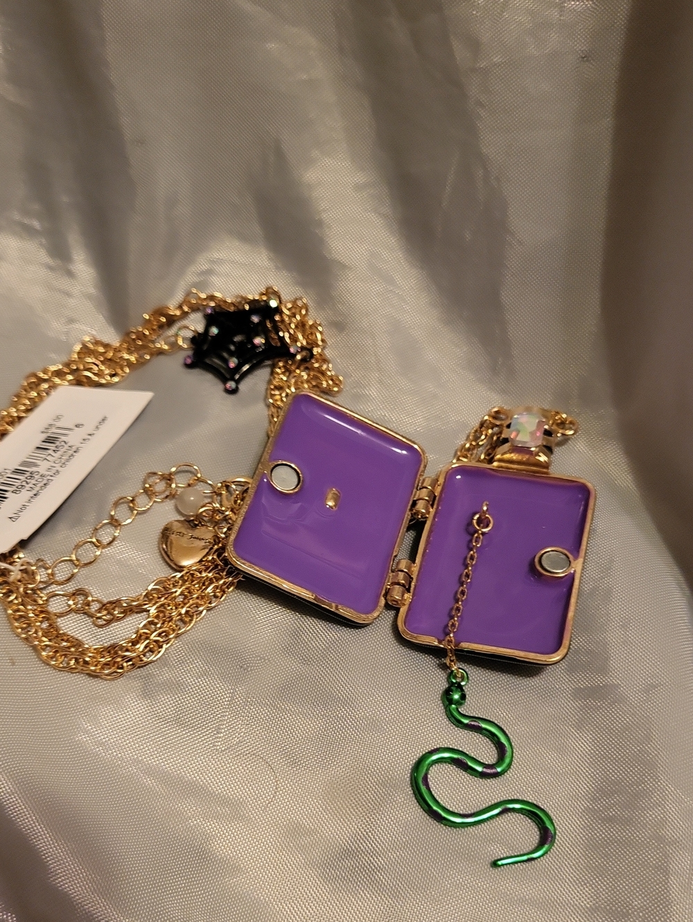 Betsey Johnson Gold-Tone 'Poison' Locket Pendant Necklace with Green Snake HL - Picture 4 of 5